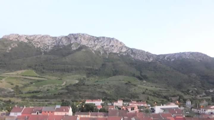 La BELLE VUE entre terre et mer 2 étoiles Apartamento Maury Exterior foto